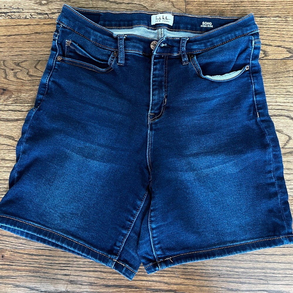 Nicole Miller Indigo Blue Women's Denim Shorts, size 8